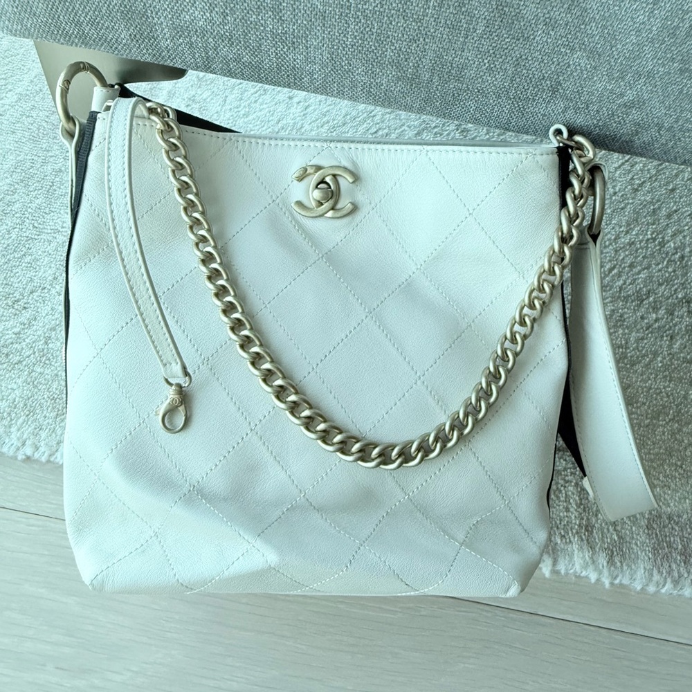 CC White Quilted Leather Hobo Bag